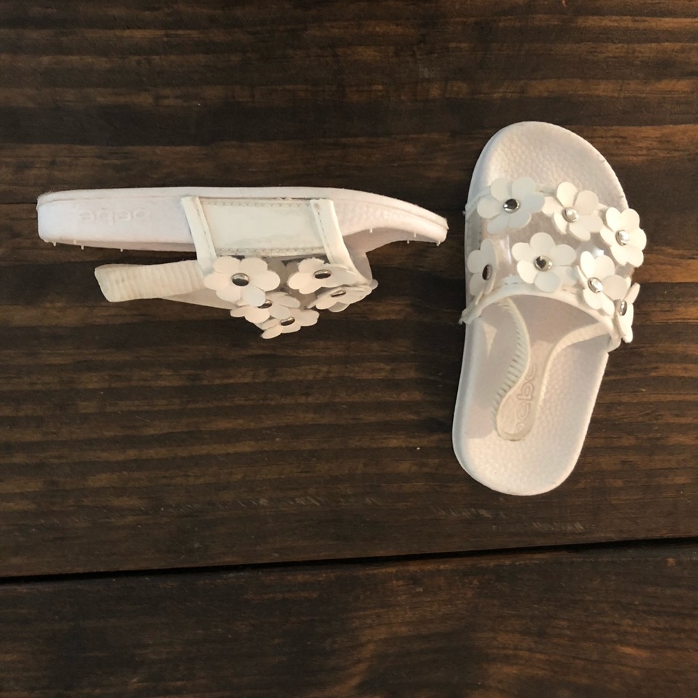 Perfect condition Bebe sandals 💕